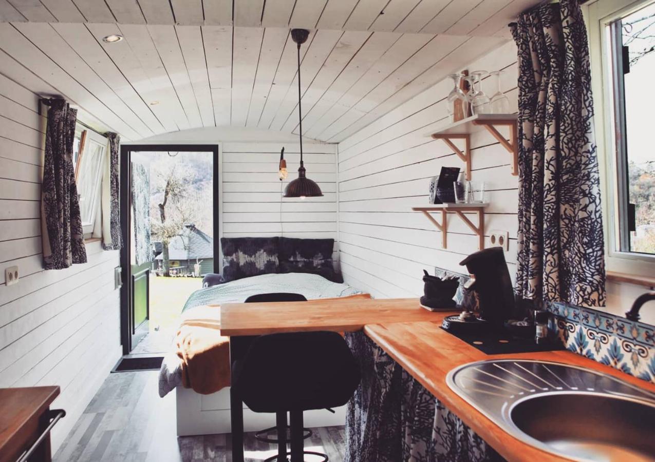 La Roulotte De L'Atelier Apartamento Durbuy Exterior foto